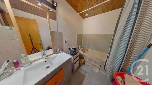 Appartement T3 à vendre - 3 pièces - 59.93 m2 - LE MAS D AZIL - 09 - MIDI-PYRENEES - Century 21 Kl Immo Appartement T3 à vendre - 3 pièces - 59.93 m2 - LE MAS D AZIL - 09 - MIDI-PYRENEES - Century 21 Kl Immo