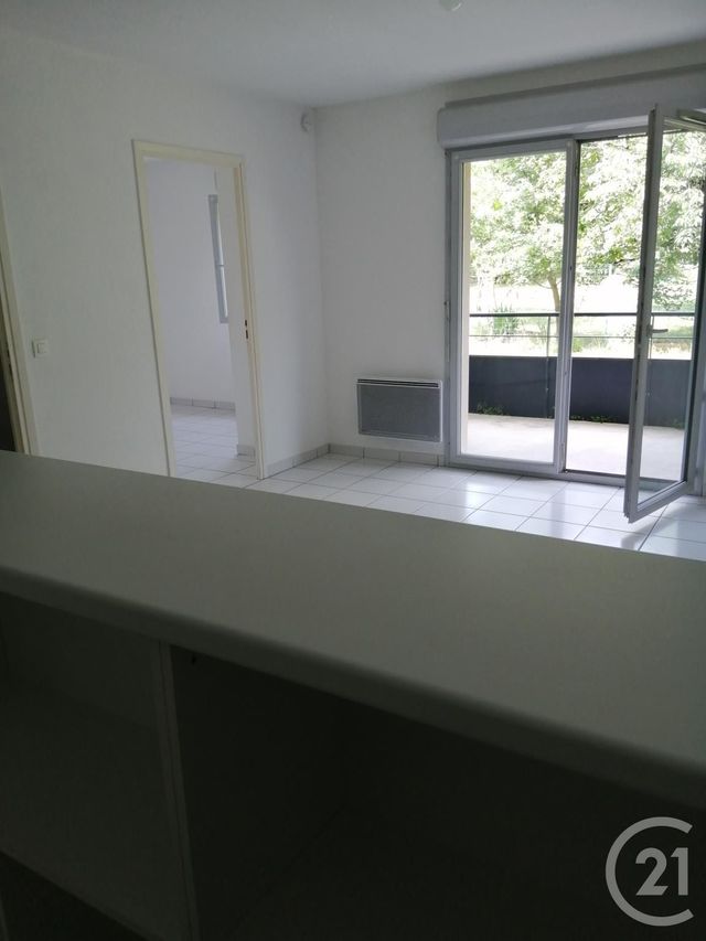 Appartement F2 à vendre - 2 pièces - 37.1 m2 - CAZERES - 31 - MIDI-PYRENEES - Century 21 Kl Immo Appartement F2 à vendre - 2 pièces - 37.1 m2 - CAZERES - 31 - MIDI-PYRENEES - Century 21 Kl Immo