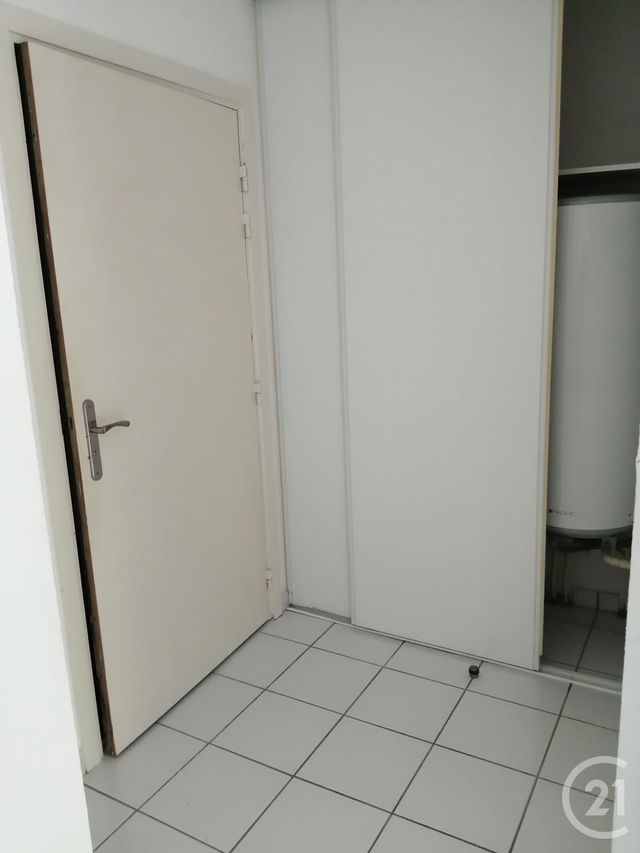 Appartement F2 à vendre - 2 pièces - 37.1 m2 - CAZERES - 31 - MIDI-PYRENEES - Century 21 Kl Immo Appartement F2 à vendre - 2 pièces - 37.1 m2 - CAZERES - 31 - MIDI-PYRENEES - Century 21 Kl Immo