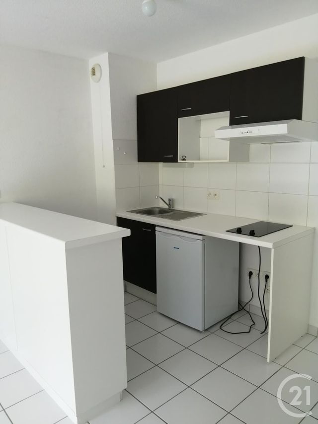 Appartement F2 à vendre - 2 pièces - 37.1 m2 - CAZERES - 31 - MIDI-PYRENEES - Century 21 Kl Immo Appartement F2 à vendre - 2 pièces - 37.1 m2 - CAZERES - 31 - MIDI-PYRENEES - Century 21 Kl Immo