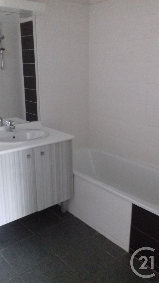 Appartement T3 à louer - 3 pièces - 59.45 m2 - TOULOUSE - 31 - MIDI-PYRENEES - Century 21 Kl Immo Appartement T3 à louer - 3 pièces - 59.45 m2 - TOULOUSE - 31 - MIDI-PYRENEES - Century 21 Kl Immo