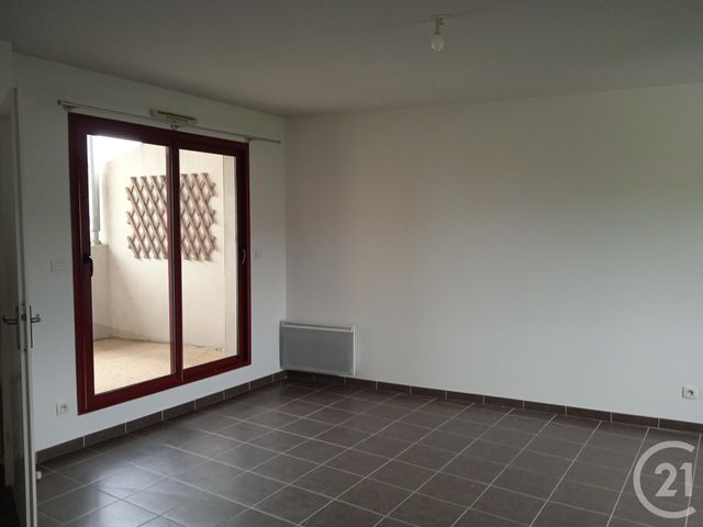 Appartement T2 à louer - 2 pièces - 42.92 m2 - CASTANET TOLOSAN - 31 - MIDI-PYRENEES - Century 21 Kl Immo Appartement T2 à louer - 2 pièces - 42.92 m2 - CASTANET TOLOSAN - 31 - MIDI-PYRENEES - Century 21 Kl Immo