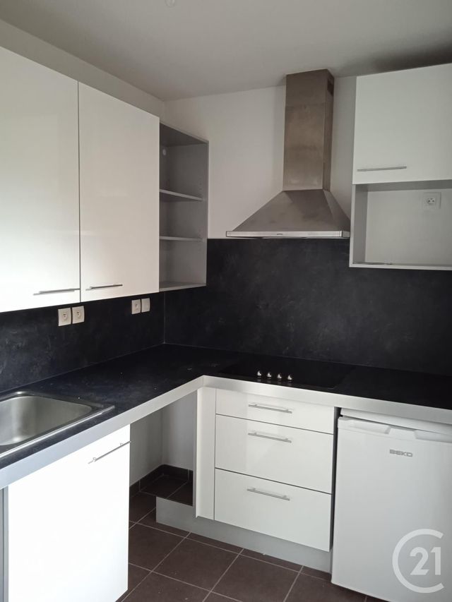Appartement T2 à louer - 2 pièces - 42.92 m2 - CASTANET TOLOSAN - 31 - MIDI-PYRENEES - Century 21 Kl Immo Appartement T2 à louer - 2 pièces - 42.92 m2 - CASTANET TOLOSAN - 31 - MIDI-PYRENEES - Century 21 Kl Immo