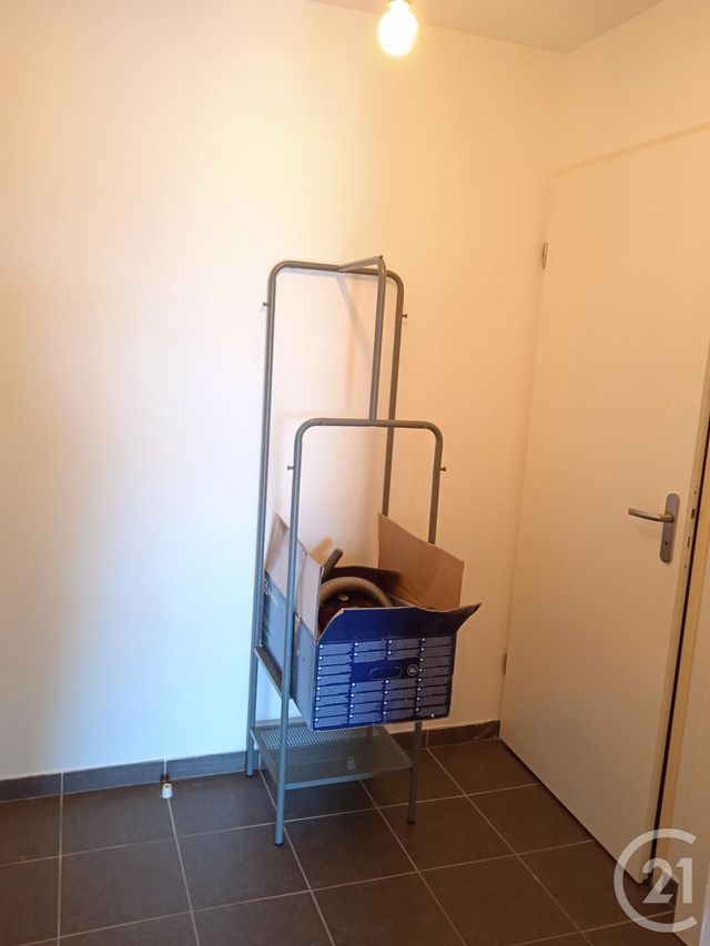 Appartement T2 à louer - 2 pièces - 42.92 m2 - CASTANET TOLOSAN - 31 - MIDI-PYRENEES - Century 21 Kl Immo Appartement T2 à louer - 2 pièces - 42.92 m2 - CASTANET TOLOSAN - 31 - MIDI-PYRENEES - Century 21 Kl Immo