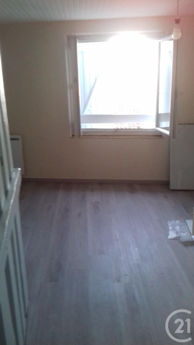 Afficher la photo en grand Appartement T2 à louer - 2 pièces - 37.27 m2 - LE FOUSSERET - 31 - MIDI-PYRENEES - Century 21 Kl Immo