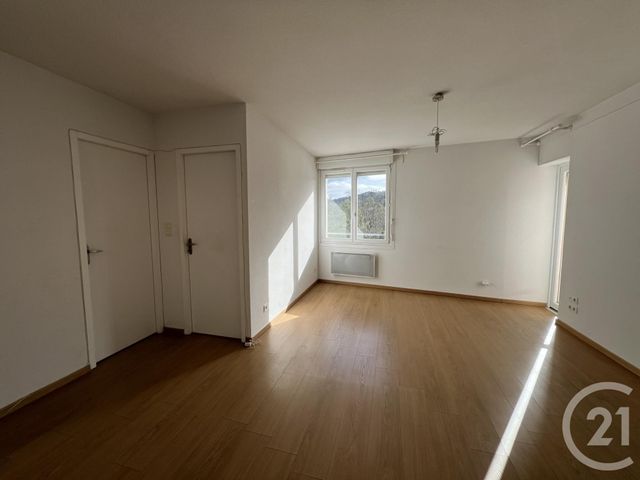Appartement T2 à louer - 2 pièces - 53.4 m2 - CARBONNE - 31 - MIDI-PYRENEES - Century 21 Kl Immo