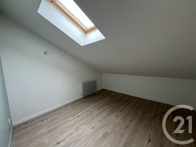 Appartement T3 à louer - 3 pièces - 47.42 m2 - SALIES DU SALAT - 31 - MIDI-PYRENEES - Century 21 Kl Immo