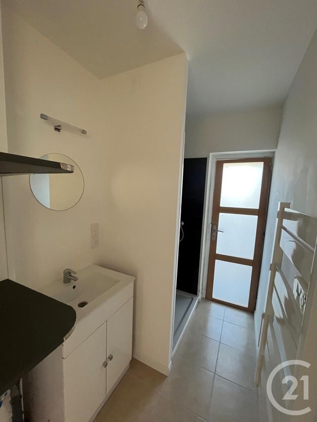 Appartement T3 à louer - 3 pièces - 48.69 m2 - CARBONNE - 31 - MIDI-PYRENEES - Century 21 Kl Immo