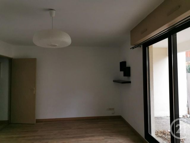 Appartement T1 à louer - 1 pièce - 32.65 m2 - TOULOUSE - 31 - MIDI-PYRENEES - Century 21 Kl Immo