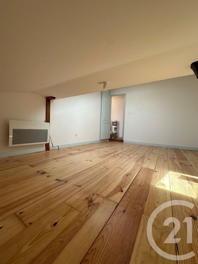 Appartement T1 à louer - 3 pièces - 64.25 m2 - MONTESQUIEU VOLVESTRE - 31 - MIDI-PYRENEES - Century 21 Kl Immo